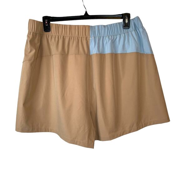 FABLETICS Anastasia Cargo Short in Light Brown and Light Blue Women's 2X - Picture 9 of 13